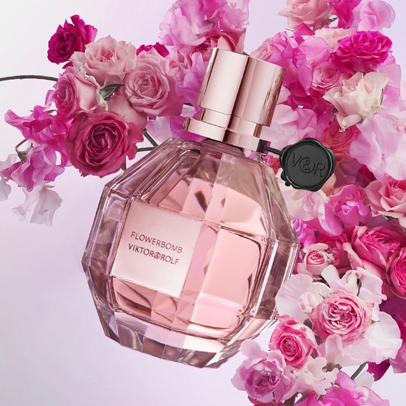 NEW Viktor & Rolf Flowerbomb EDP - Picture 3 of 3